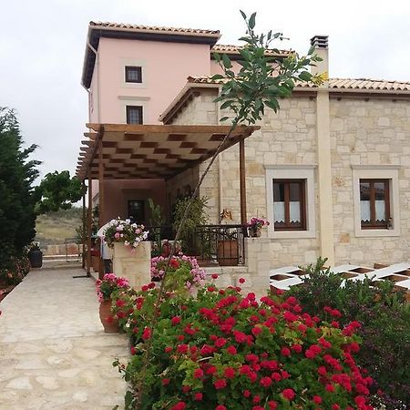 Kritamos Villa & Apartments กามิลารี ภายนอก รูปภาพ