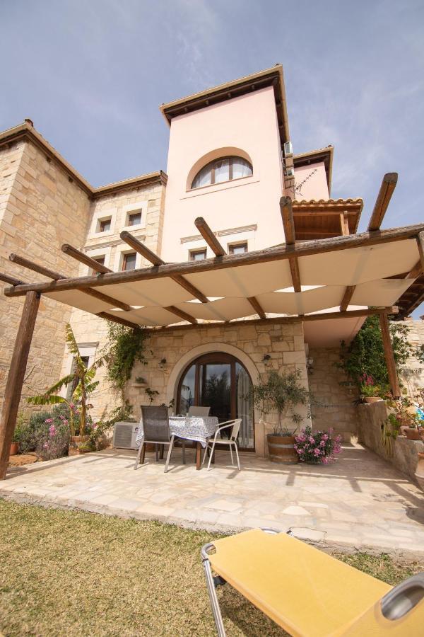 Kritamos Villa & Apartments กามิลารี ภายนอก รูปภาพ