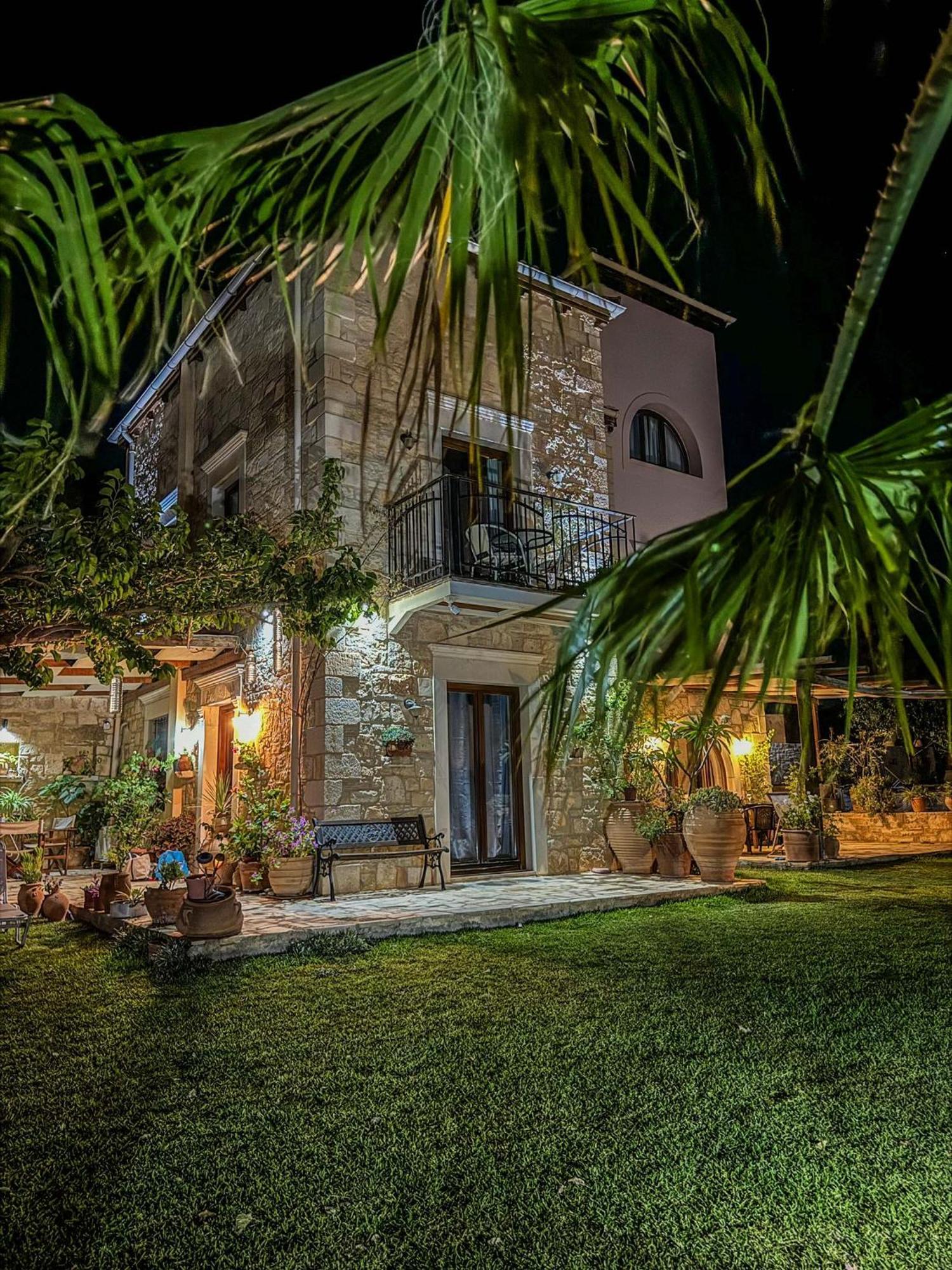 Kritamos Villa & Apartments กามิลารี ภายนอก รูปภาพ